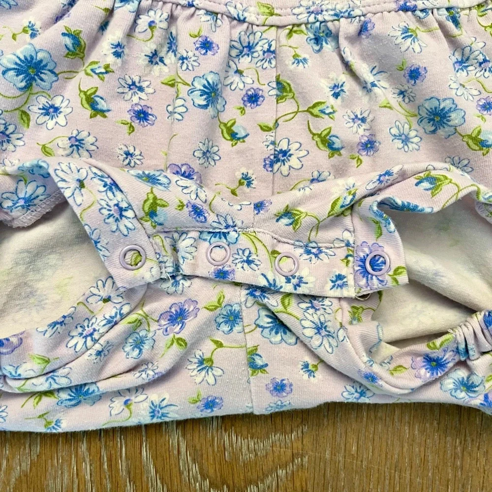 Children’s Place lavender floral bubble, size 6-9m, EUC, snaps at bottom-Vintage